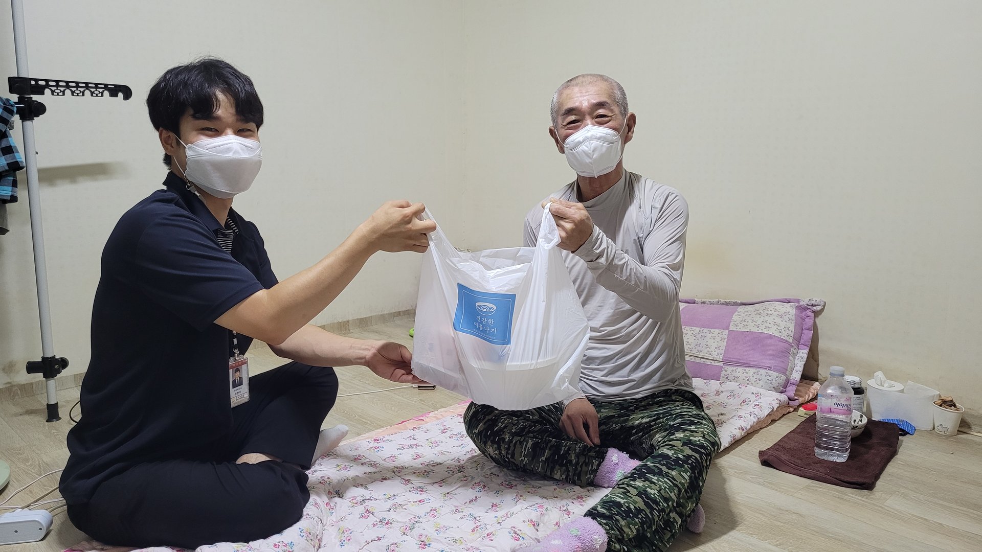 0810_건강한여름나기_밥상공동체복지관04.jpg