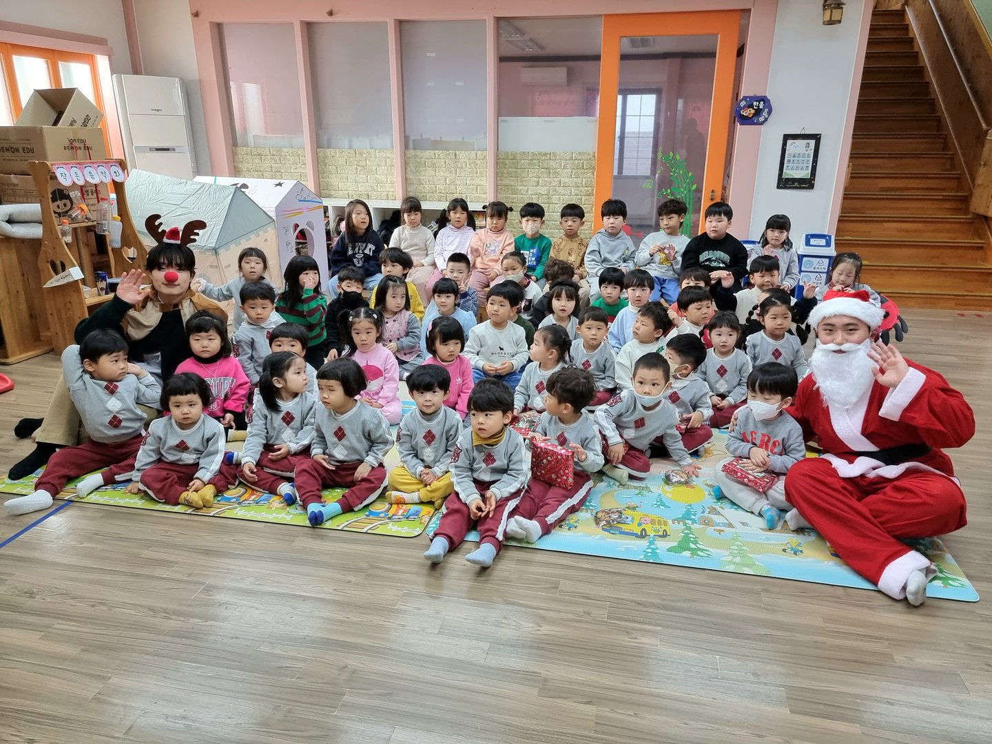 산타행사3.jpg